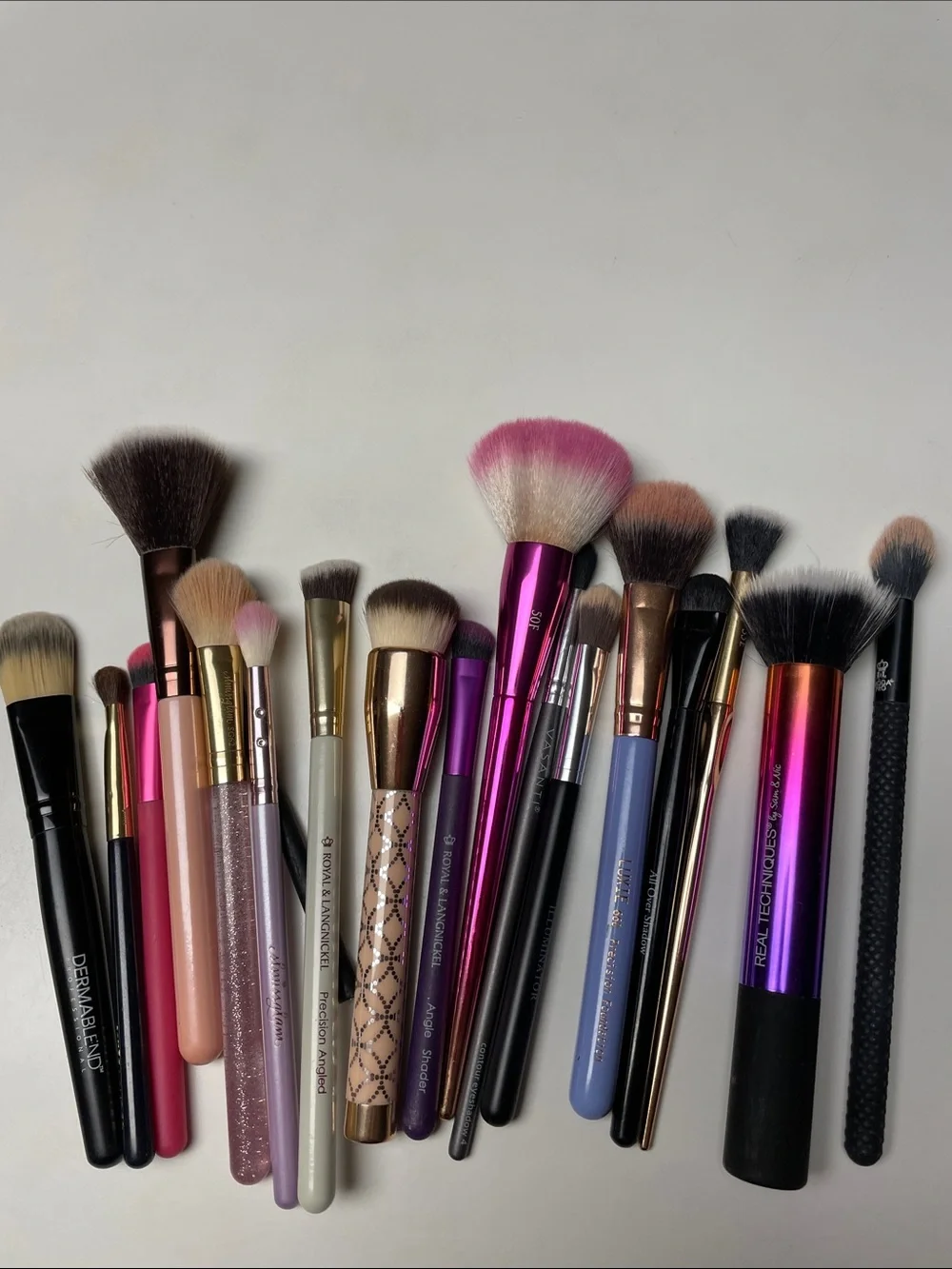 Real Techniques Pink & Rose-Gold Gradient Makeup Brush Set